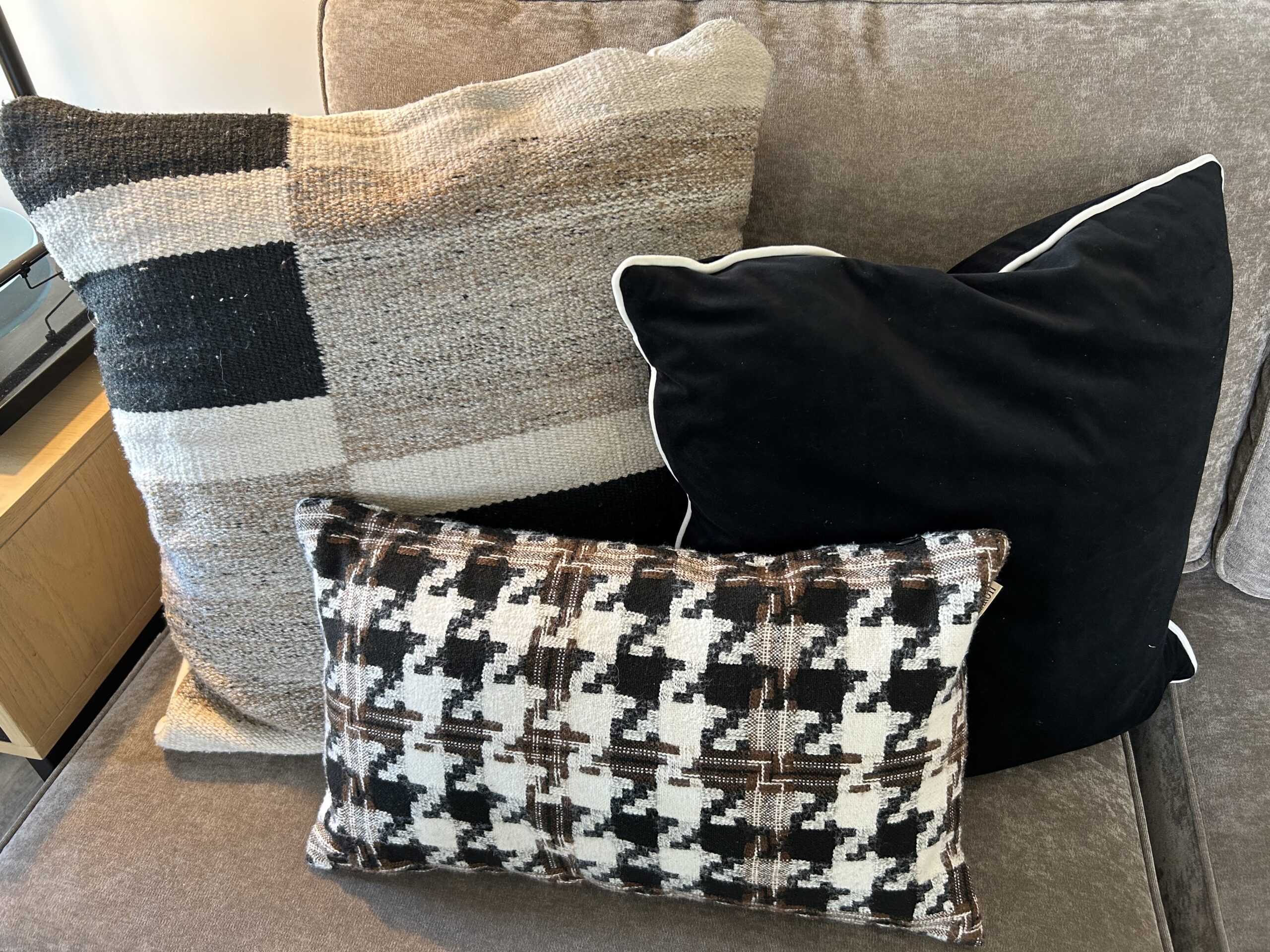 sofa pillows