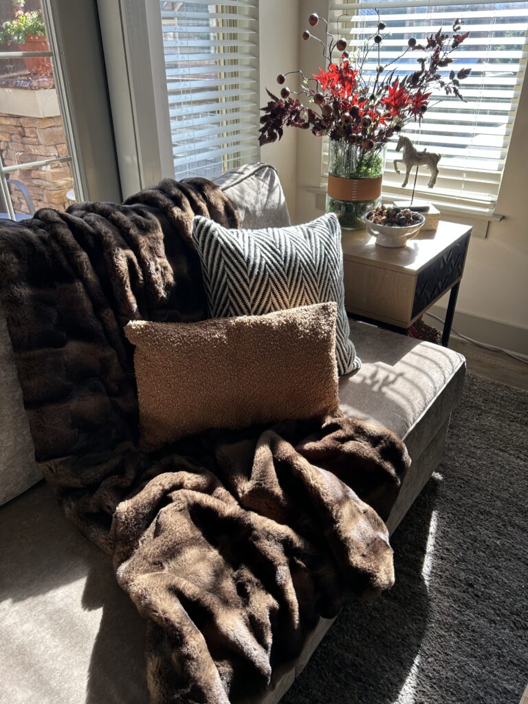 faux fur blanket