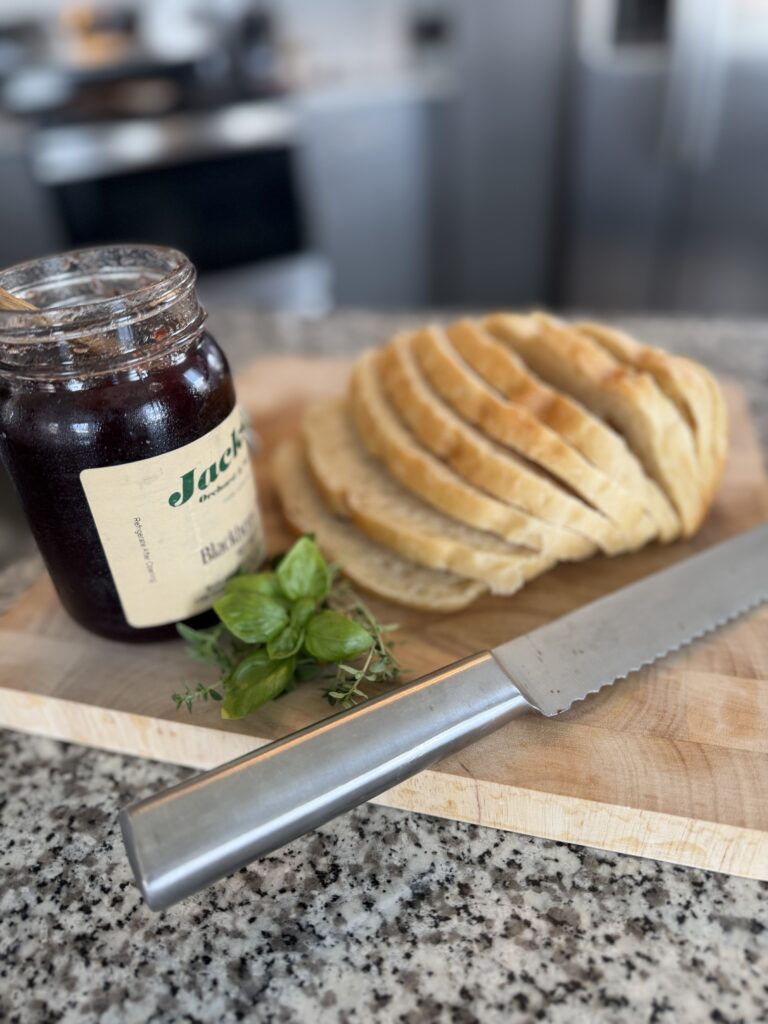 slided sourdough bread
